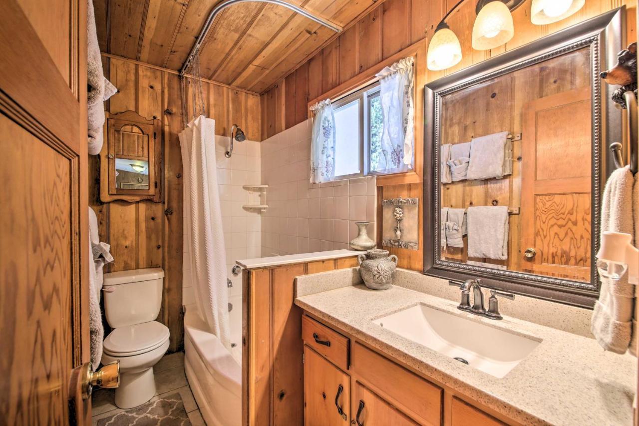 Pet-Friendly Big Bear Lake Cabin Less Than 3 Mi To Lake! Exterior photo